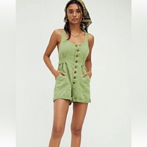 Free People Memphis Shortall in green. Size small. Worn once!